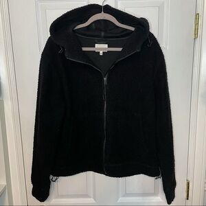 ARITZIA Community Black Fuzzy Sherpa Zip Up Hoodie Sweater Jacket Large